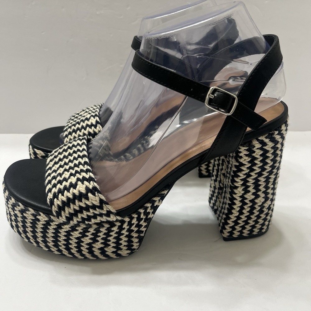 Universal Thread Women Platform Sandals Black Cream Chevron Woven Block Heel 8.5